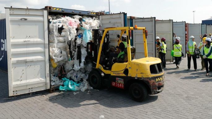 Malasia se niega a ser el contenedor de basura de EU