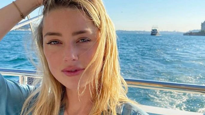 Fan exigen renuncia de Amber Heard tras despido de Johnny Depp