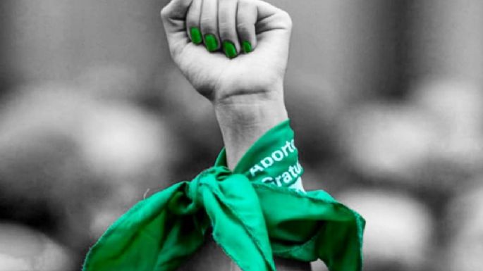 ¿Qué significa el pañuelo verde que se utiliza en las marchas feministas?