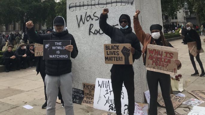 Protestas antirracistas en Reino Unido dejan monumentos históricos vandalizados