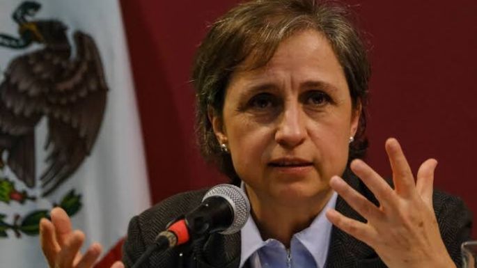 Relanzan campaña contra Aristegui en redes sociales