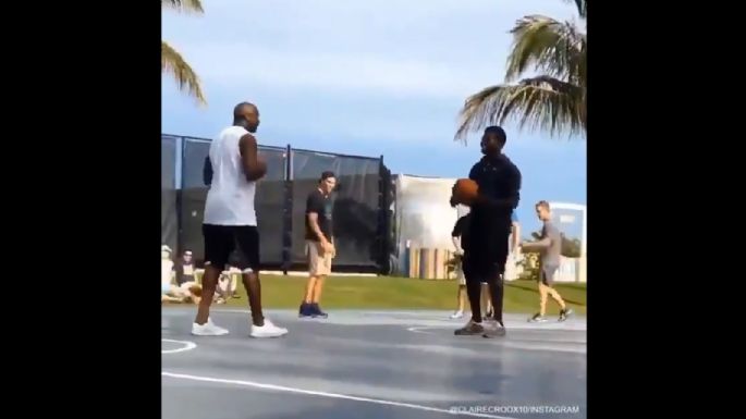 Michael Jordan humillando a adolescentes en un partido de basquetbol se vuelve viral