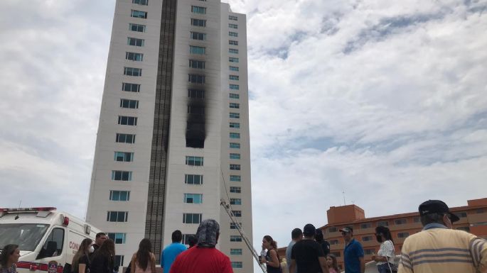 ¿Qué sucedió en Boca del Río? Se incendia edificio de 19 pisos (VIDEO)