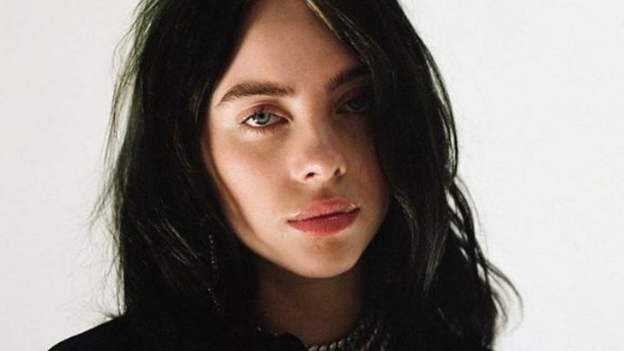 Billie Eilish lanza su propio Ukelele oficial y esto es lo que costará