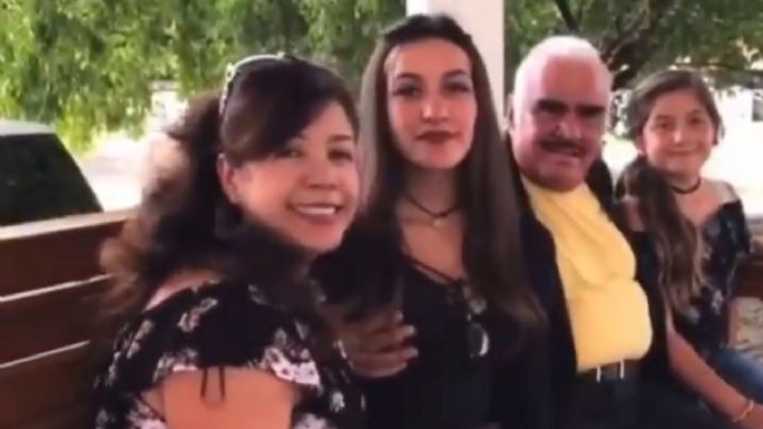 Vicente Fernández es denunciado por acoso sexual a fan por este VIDEO