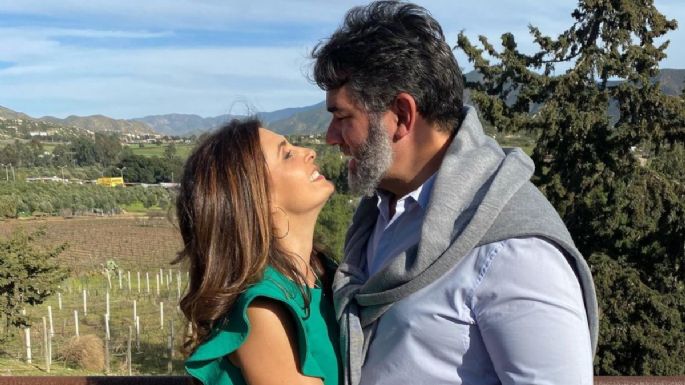 Mayrin Villanueva y Eduardo Santamarina protagonizarán Cuento de Navidad, telenovela de Televisa