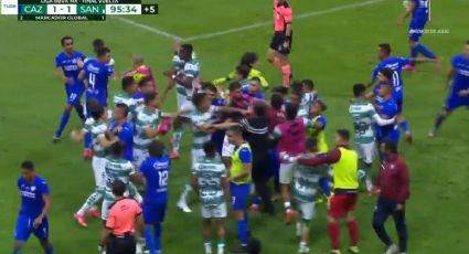 Final de Cruz Azul vs Santos termina en PELEA; hasta Reynoso se metió (VIDEO)