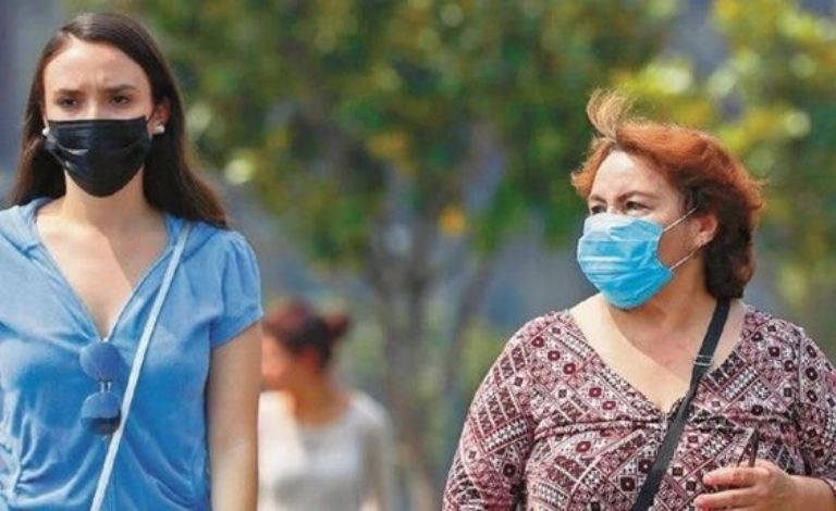 La UNAM registró más de 200 casos activos en México. Pidió a la población tomar medidas para evitar un contagio en la temporada.