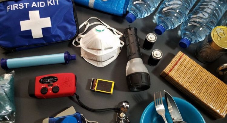 Catástrofe en Reino Unido: lista de TODO lo que necesita un kit de supervivencia en caso de emergencia