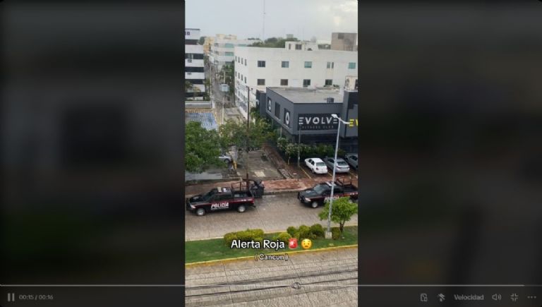 Sonido de la alerta roja por la llegada del huracán Beryl