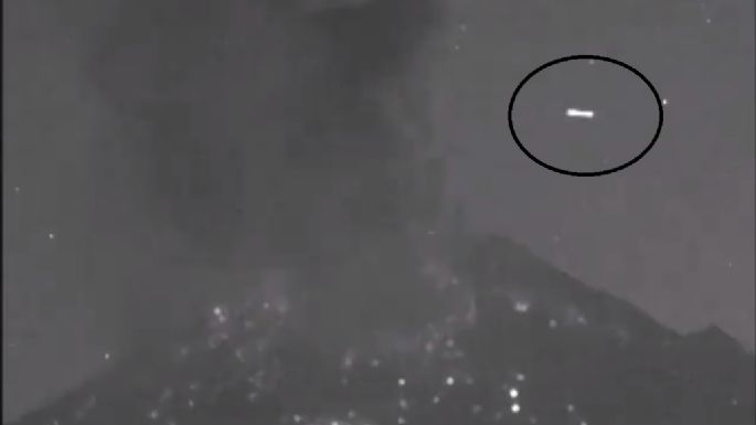 ¿OVNI en el Popocatépetl? Video se hace viral