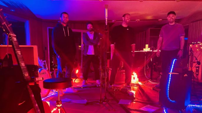 Coldplay se reunió para dar un mini concierto en Instagram y así puedes verlo