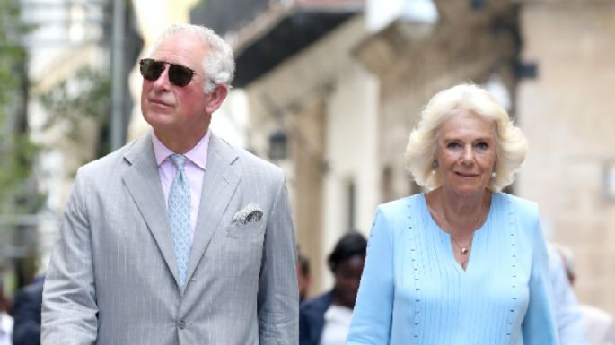 The Crown: Príncipe Carlos desactiva los comentarios en Twitter por odio a su esposa