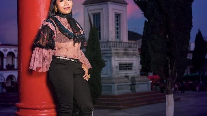 Yalitza Aparicio reaparece en video para agradecer a personal médico