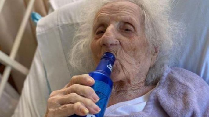 Mujer de 103 años vence al COVID: FOTOS
