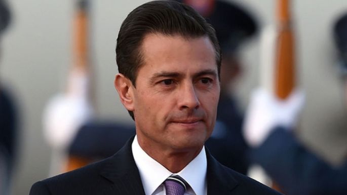 EPN cumple años y Tania lo celebra con una foto especial