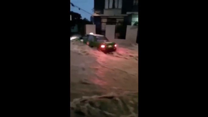 Hanna dejó a Nuevo León bajo el agua (VIDEOS)