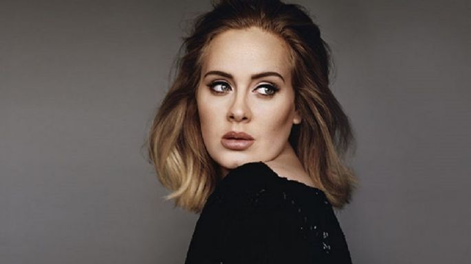 Adele vuelve a sorprender con impactante look