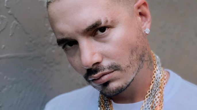 J Balvin confirma que tiene COVID-19 y las redes lo culpan