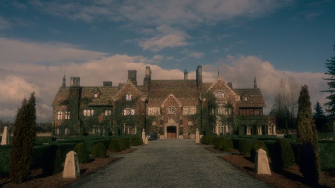 La maldición de Bly Manor: ¿de qué se trata la nueva película de Netflix?