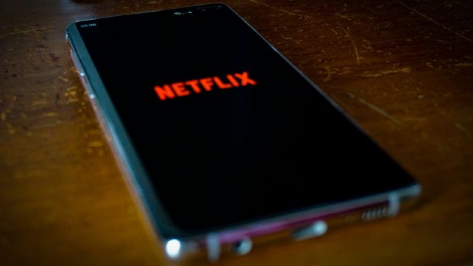 Netflix se "inspira" en TikTok y comenzará a publicar videos cortos en la plataforma