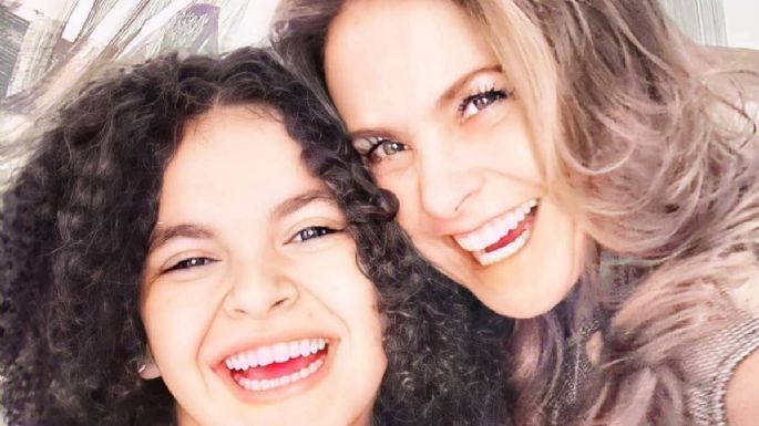 Lucero Mijares parodia a su mamá en una divertida FOTO que cautivó a los fans