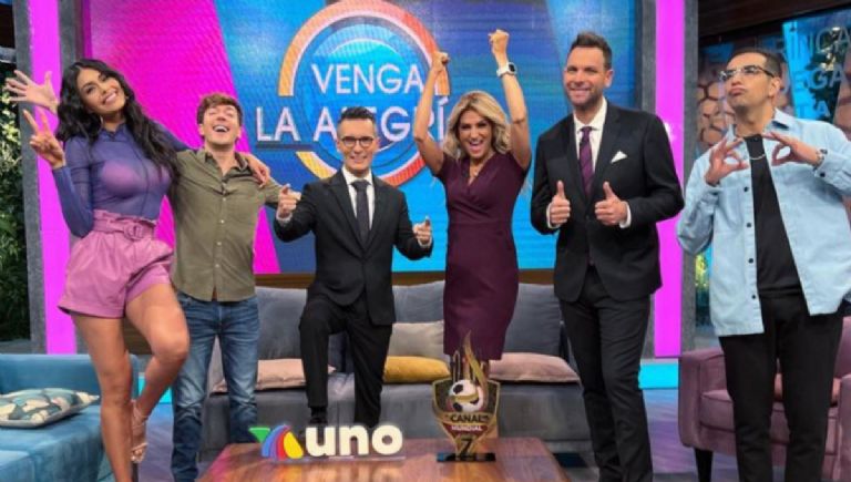 Kristal Silva Venga la Alegría TV Azteca