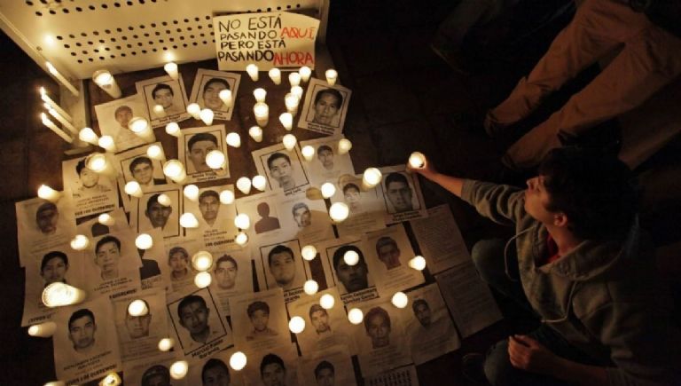 Manifestación CDMX 43 Ayotzinapa