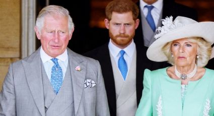 Príncipe Harry revela a la VILLANA detrás de sus humillaciones en la Familia Real