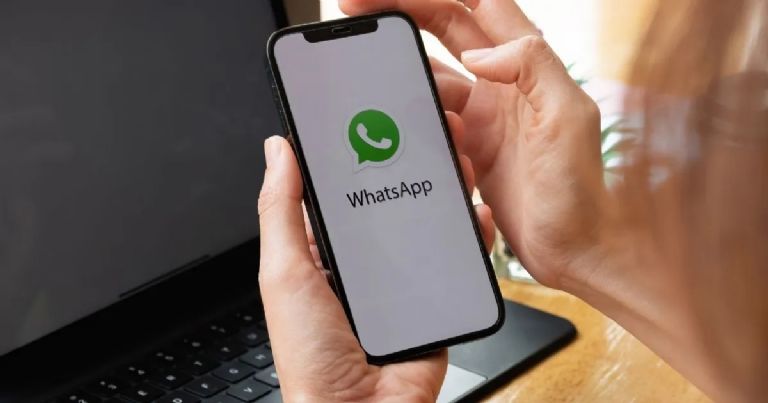 Utiliza la función de capturas en WhatsApp desde tu celular para documentar mensajes