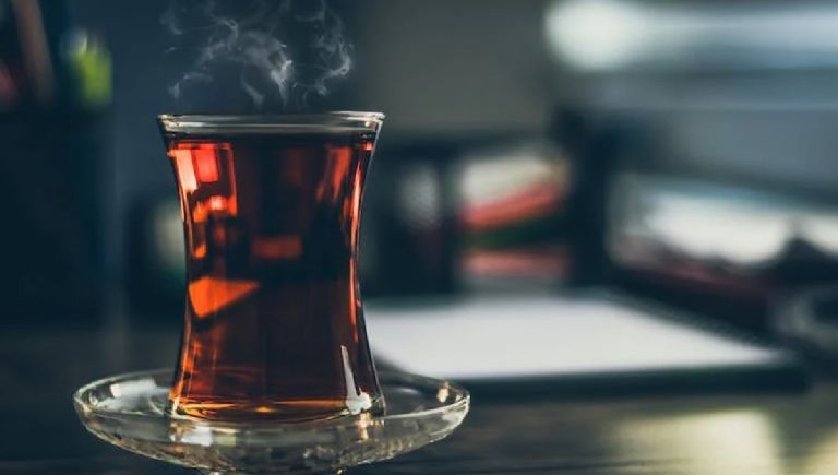 Beneficios de tomar té de romero con canela