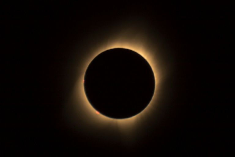 ¿Cómo ver el eclipse solar en México?