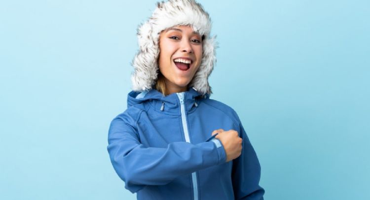 Cómo cuidar tus prendas de invierno: consejos para mantener tus abrigos impecables