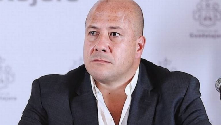 Enrique Alfaro Ramírez informo sobre la muerte de su padre, Enrique Alfaro Anguiano